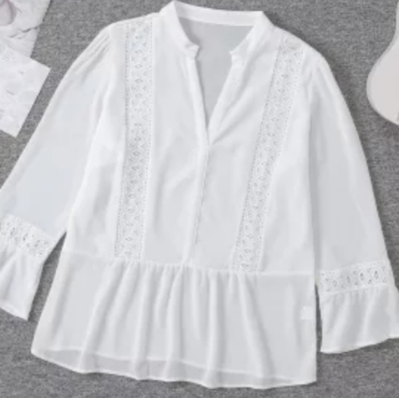 ๐HP๐๐New boutique white lace ruffle top - Picture 7 of 12